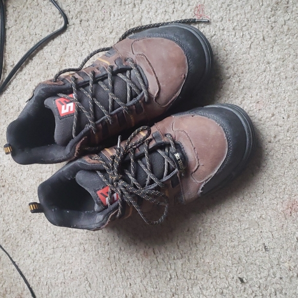Steel Toe Shoes - Picture 2 of 3
